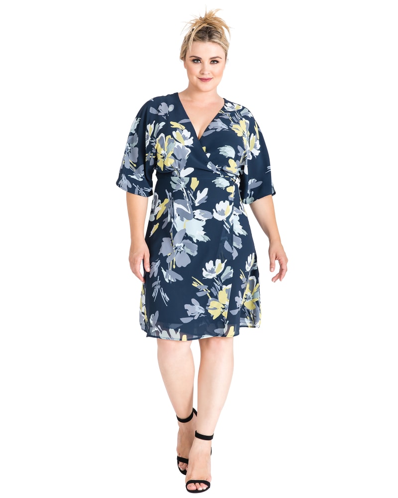 Front of a model wearing a size 1X Caroline V-Neck Kimono Wrap Midi Dress in NAVYPETALS by Standards & Practices. | dia_product_style_image_id:280534